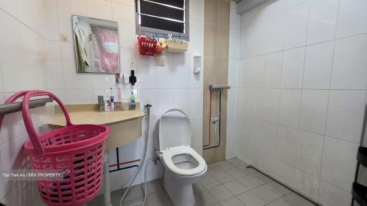 Blk 683A Waterway View (Punggol), HDB 3 Rooms #613789541